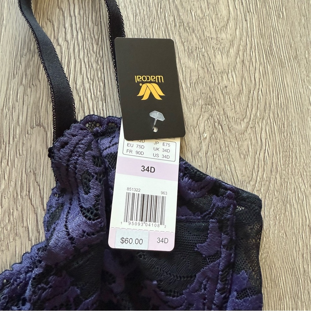 Wacoal Instant Icon Lace Underwire Bra in Eclipse - Picture 3 of 13